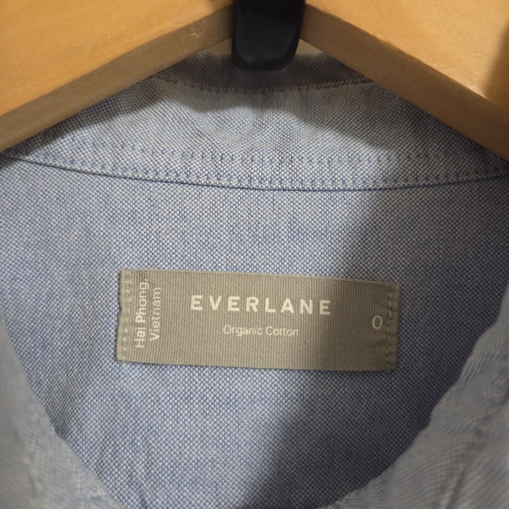 Everlane 100% Organic Cotton Button Up Denim Shirt In Baby Blue - Picture 5 of 9